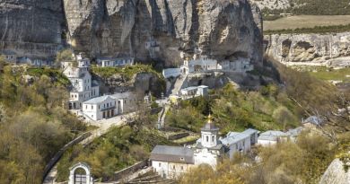 Экскурсия Бахчисарай: пещерный город + Форосская церковь фото 6047 Экскурсия Бахчисарай: пещерный город + Форосская церковь фото 6047