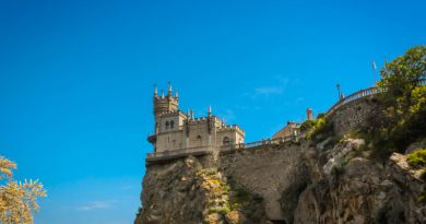 Экскурсия Алупка. Дворец графа М.С. Воронцова фото 6096 Экскурсия Алупка. Дворец графа М.С. Воронцова фото 6096